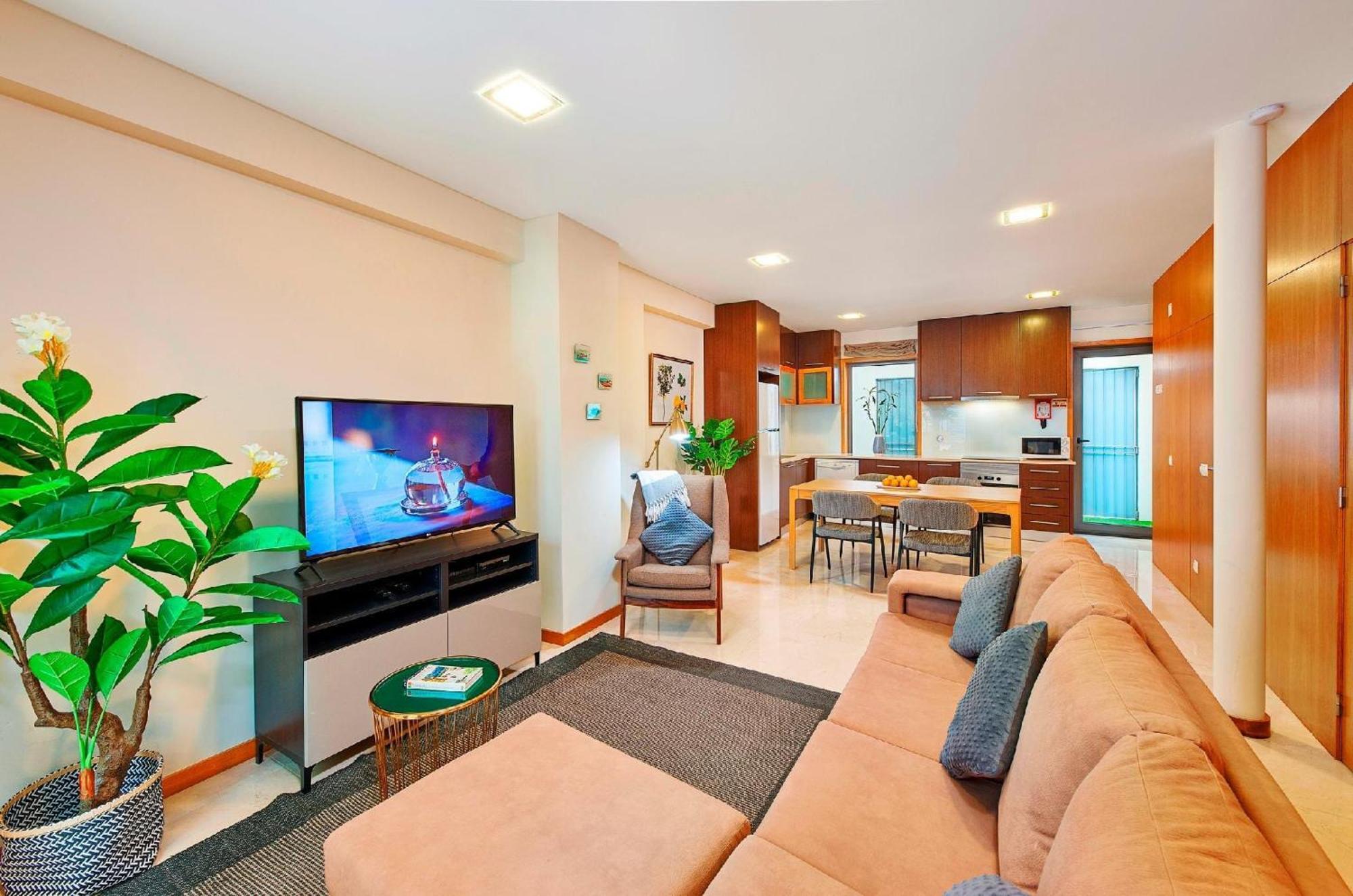 Villa Beautiful Town Centre Townhouse With Shared Pool Tavira Exterior foto